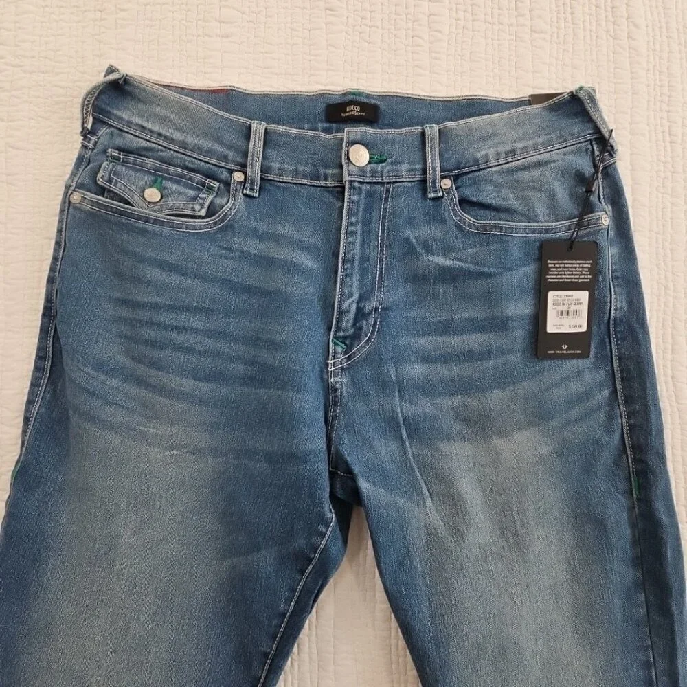 NWT True Religion Rocco Jeans Men's 36x32 Light Relaxed Flap Pocket Green Stitch